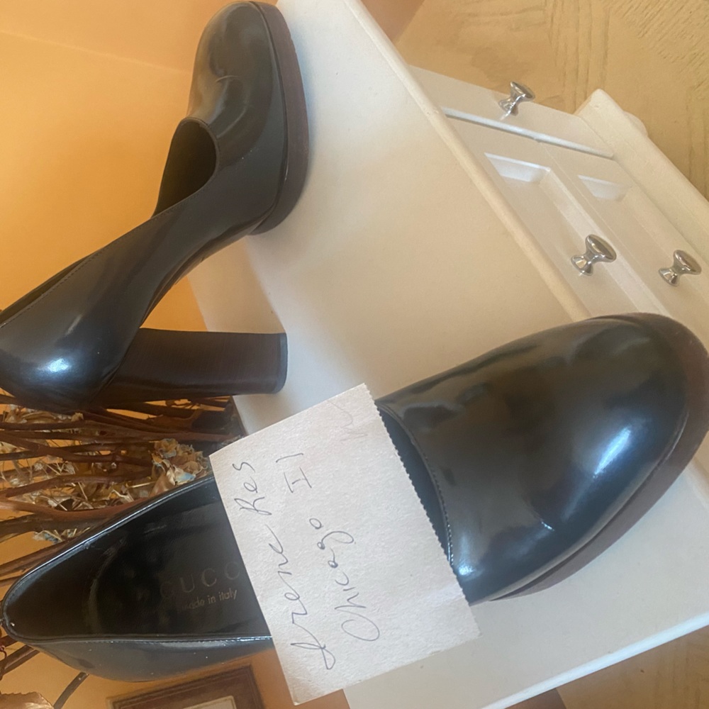 GUCCI Black Leather Platform Heels 6